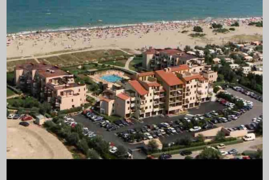 Les Capitelles Bord De Plage Avec Grande Piscine - Vue Montagne Saint-Cyprien  Exterior photo