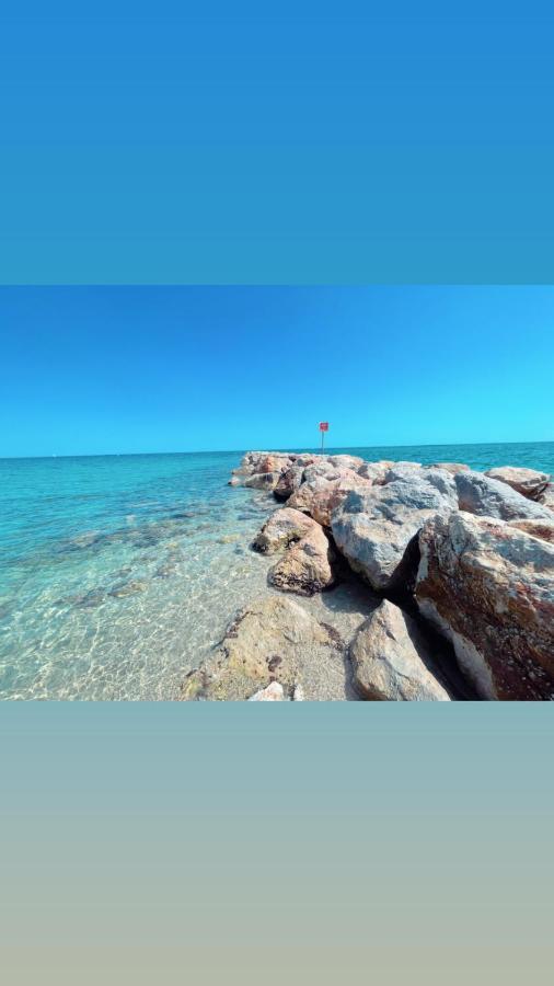 Les Capitelles Bord De Plage Avec Grande Piscine - Vue Montagne Saint-Cyprien  Exterior photo